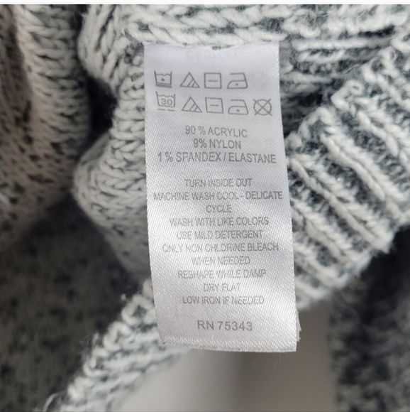 KAISLEY Knit Grey Hoodie Size Small - Picture 4 of 4